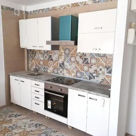 Colina Apartment Sea View - Pool & Wifi , Los Cristianos דירה *