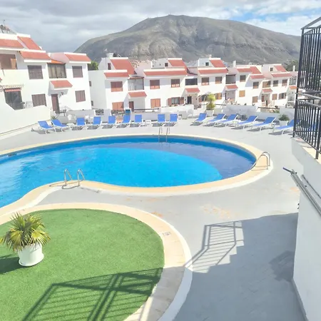 Colina Sea View - Pool & Wifi , Cristianos Apartamento *