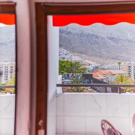 Colina Apartment Sea View - Pool & Wifi , Los Cristianos