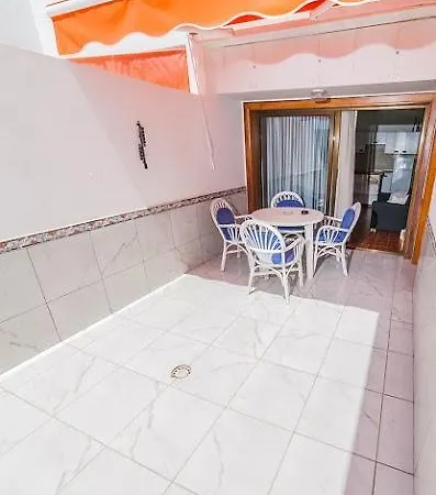 דירה Colina Apartment Sea View - Pool & Wifi , Los Cristianos *